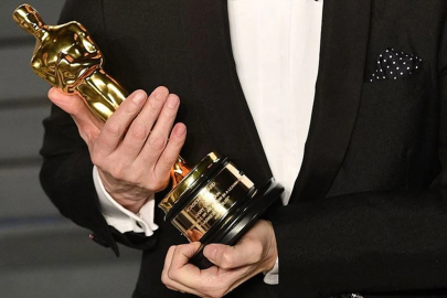 Ünlü yönetmenin Oscar ödülü uçakta kayboldu