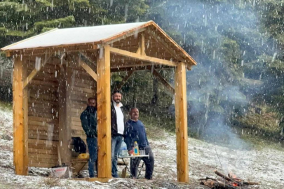 Mayıs'ta kar sürprizi: Doğa beyaza büründü