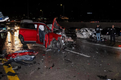 Ankara'da zincirleme trafik kazası: Çok sayıda yaralı var...