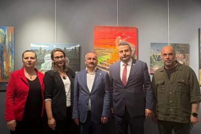 Bursa'da sanat ve geleneğin buluştuğu sergiye yoğun ilgi