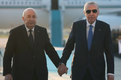 Cumhurbaşkanı Erdoğan, Cezayir Cumhurbaşkanı Tebbun'u Esenboğa'da karşıladı