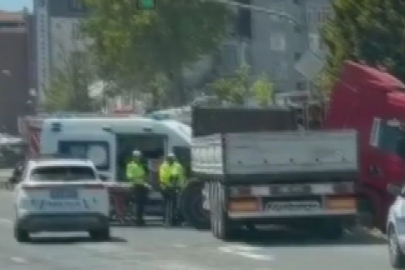 Bariyerlere çarpan tır sürücüsü yaşamını yitirdi