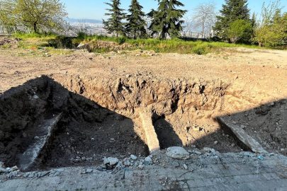 Bursa'da tarih gün yüzüne çıkıyor! Tophane'de kazı çalışmaları devam ediyor...