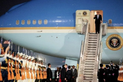 ABD Başkanı Trump'ın uçağı Çin'e indi