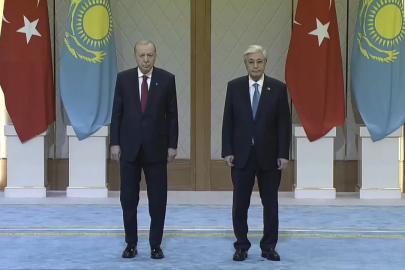 Cumhurbaşkanı Erdoğan, Kazakistan'da resmi törenle karşılandı