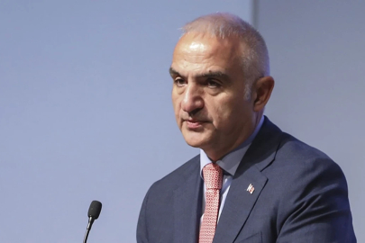 Bakan Ersoy’dan tarihi eser kaçakçılığı operasyonları hakkında açıklama