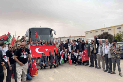 Gazze'ye umut konvoyu: 40 farklı ülkeden 400 aktivist Trablus'tan hareket etti