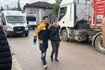 Servis minibüsleri çarpıştı! Çok sayıda yaralı var