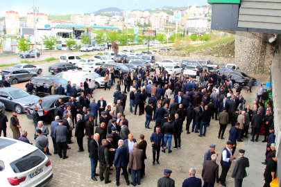 Onlarca kişinin yaralandığı kavga barışla bitti