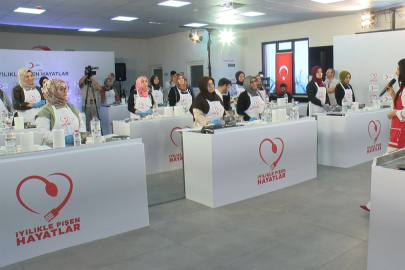 Türk Kızılay'ın 'İyilikle Pişen Hayatlar' atölyesi, bu kez Bursa'da düzenleniyor