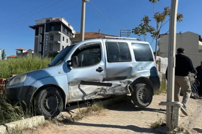Uşak'ta zincirleme kaza: 4 kişi yaralandı, sürücü kaçtı