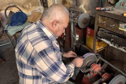 Bıçak ustasından acemi kasaplara 'kendinizi kesmeyin' uyarısı