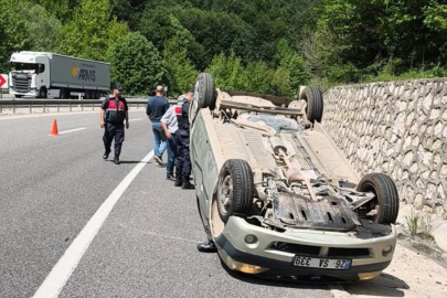 Bursa'da korkutan kaza! Araç takla attı, yaralılar var...