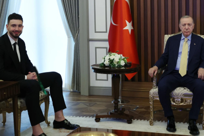Cumhurbaşkanı Erdoğan, milli basketbolcu Alperen Şengün'ü kabul etti