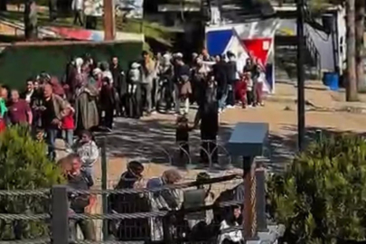 Teleferikte 19 Mayıs yoğunluğu! Uzun kuyruklar oluştu...