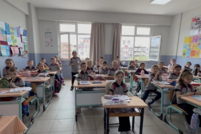 Bursa'da sınıfın ortasında şaşırtan görüntü!
