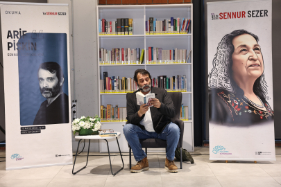 'Sanatçılar Sennur Sezer Okuyor' etkinliğinin konuğu Arif Pişkin oldu