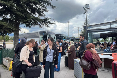 Öğrenciler Bolu Otogarı'nda yoğunluk oluşturdu