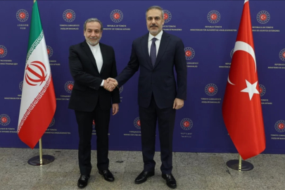Bakan Fidan, İranlı mevkidaşı Arakçi ile görüştü