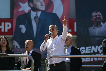 CHP'de kurultay tartışmaları derinleşiyor