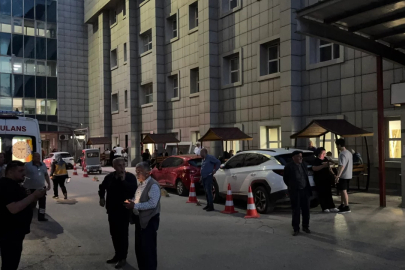 Bursa'da seyir halindeki araca silahlı saldırı!