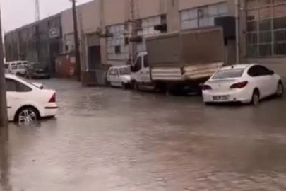 Bursa'ya ceviz büyüklüğünde dolu yağdı! Vatandaşlar hazırlıksız yakalandı...
