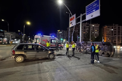 Elazığ'da feci kaza! 11 yaralı var...
