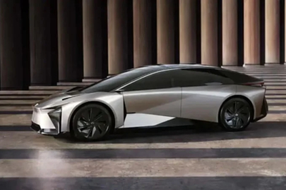 Lexus'tan geri adım: En çok beklenen elektrikli otomobil iptal edildi