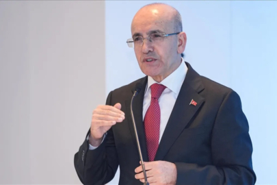 Mehmet Şimşek'ten yatırımcılara İstanbul çağrısı