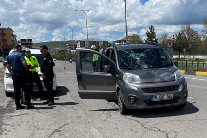 Yolun karşısına geçmek isterken araç çarptı, 80 yaşındaki vatandaşın durumu kritik