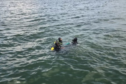 Mudanya’da Denizden 2,5 Ton Atık Çıkarıldı