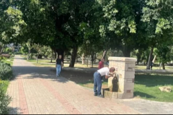 Adana'da aşırı sıcaklar vatandaşlara zor anlar yaşattı