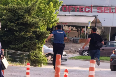 Bursa'da polis ve şüpheli arasında ilginç anlar: 'Sen dur dedin durdum ağabey'