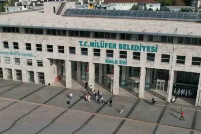 Belediye AVM'deki ofisler ve kahvehaneyi kiraya çıkarıyor