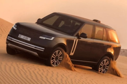 Range Rover tarihinde bir ilk: Elektrikli model yıl bitmeden geliyor