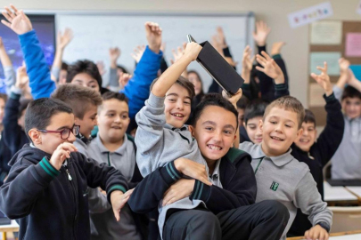 Resmi Tatil Değil ama, Cuma Okullar Kapalı!...