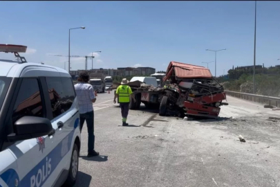 Bursa'daki feci kazada tır sürücüsü yaşamını yitirmişti! Kimliği belli oldu...