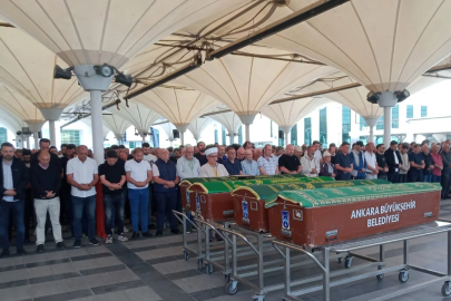 Parkta bıçaklanan 16 yaşındaki Kayra, son yolculuğuna uğurlandı