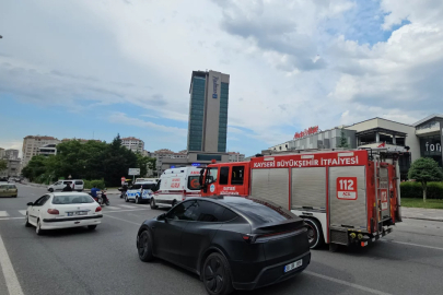 Şehrin en ünlü AVM'sinde bomba paniği! Ekipler olay yerinde...