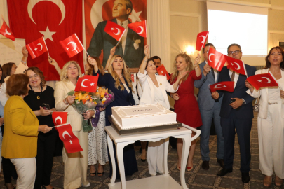 Buikad’da Bayrak Değişimi