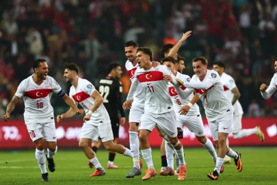 Türkiye maçı Bursa'da nereden izlenir? İşte dev ekran noktaları