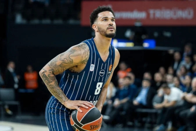 Anadolu Efes, Nick Weiler-Babb'e veda etti