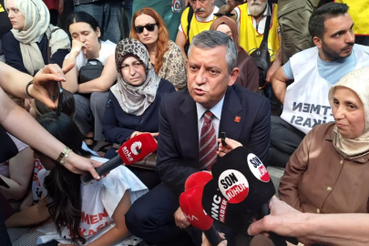 Özgür Özel: Öğretmenlerin hakkını verin, bu işin siyaseti yok