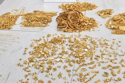 Sınır Kapısı'nda 5 kilo altın ele geçirildi