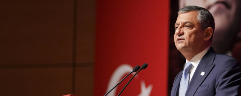 Özel yeni parti için;