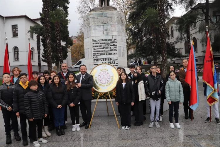 24 Kasım Öğretmenler Günü Bursa’da Törenlerle Kutlandı