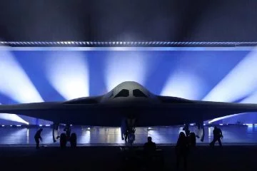 ABD yeni hayalet uçağını tanıttı!