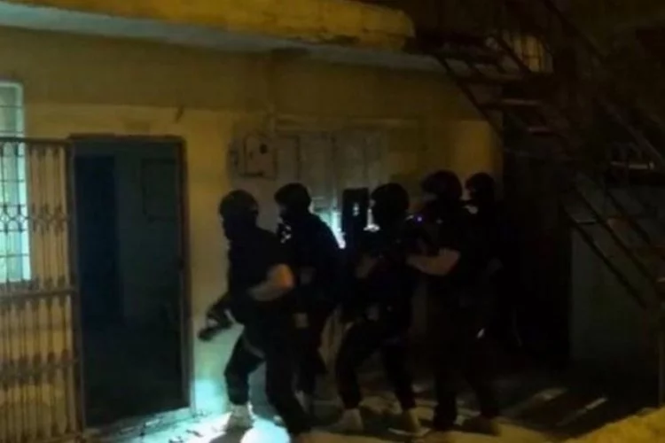 Adana'da 17 DEAŞ'lı terörist yakalandı
