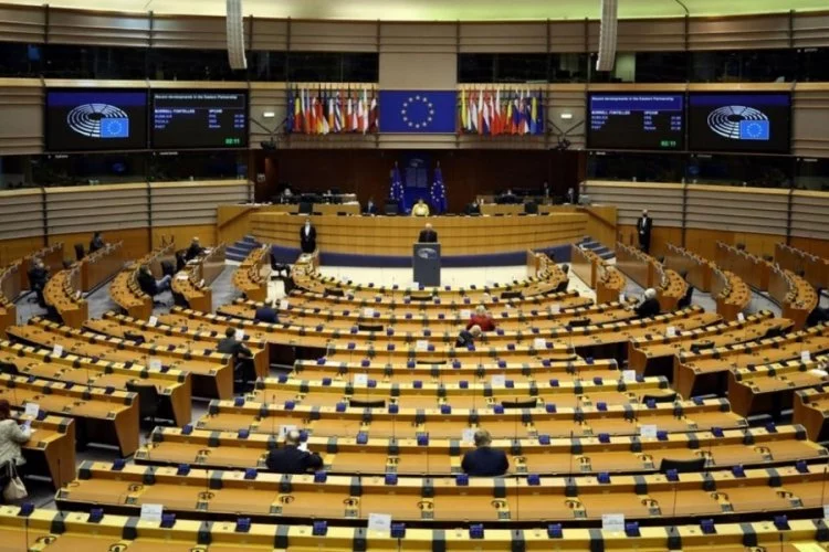 Avrupa Parlamentosu Rusya hakkında karar verdi