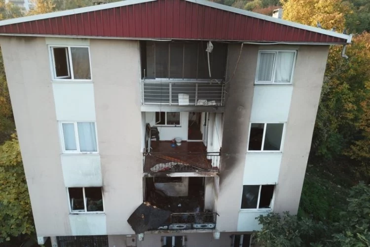 Bursa'da 9 kişinin yaşamını yitirdiği yangınla ilgili itfaiye ilk tespitlerini tamamladı